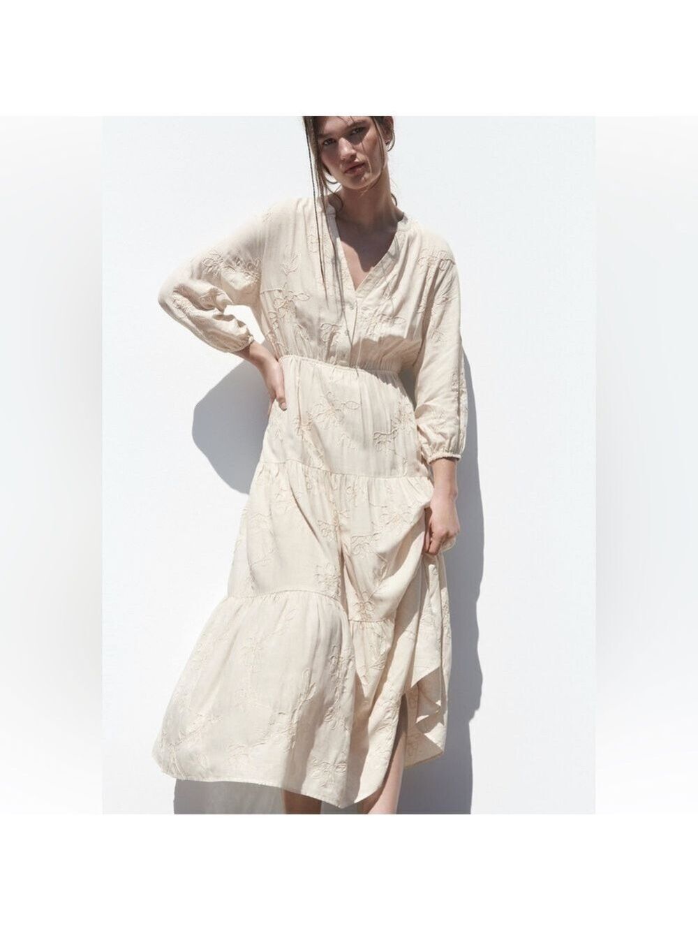Embroidered LINEN BLEND DRESS